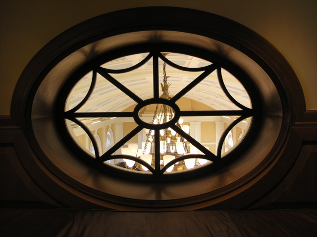 oval window